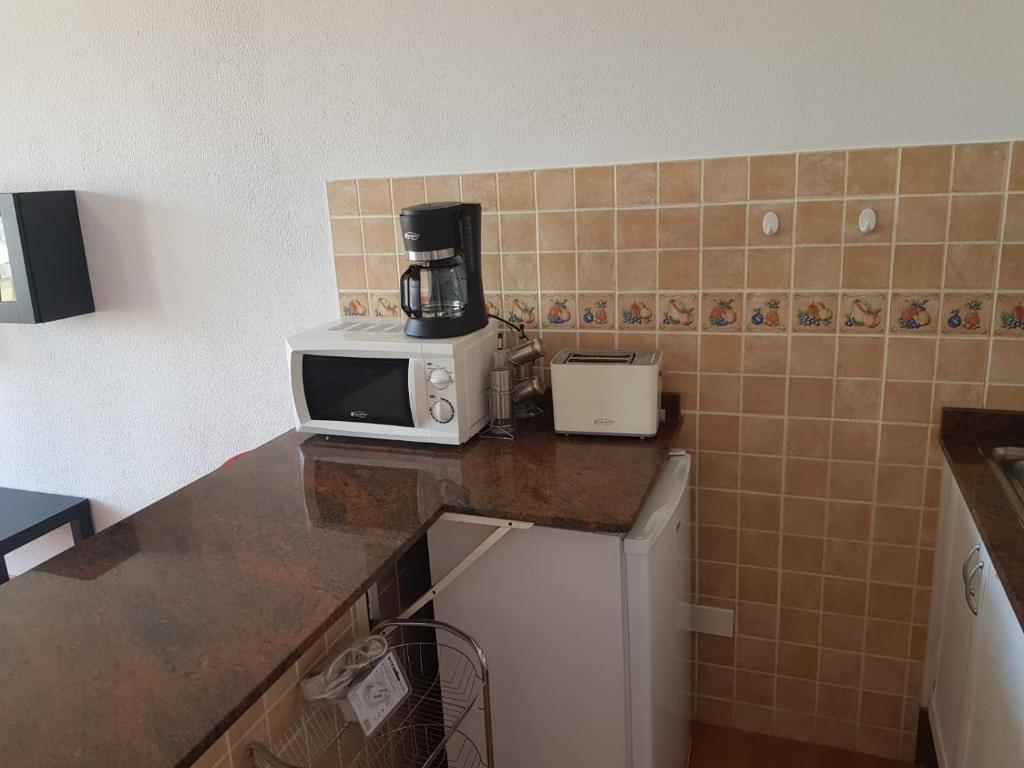 5 min walk from Yumbo 309-322 - 4