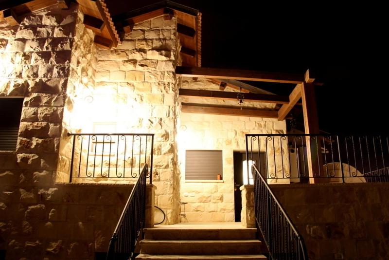 סחלב פראי Wild Orchid Luxury Suites photo
