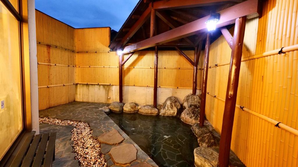 Open air bath, Hotel Oak Forest in Hakuba