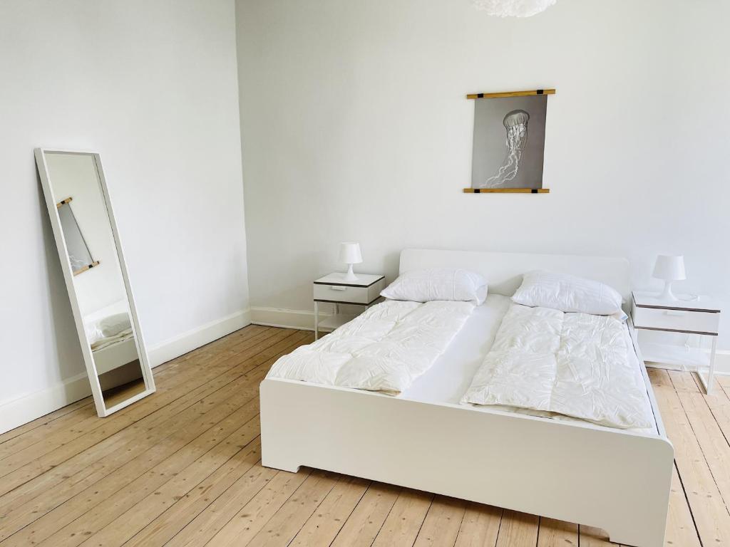 aday - City Central Mansion - 1 bedroom apartment with garden, Aalborg