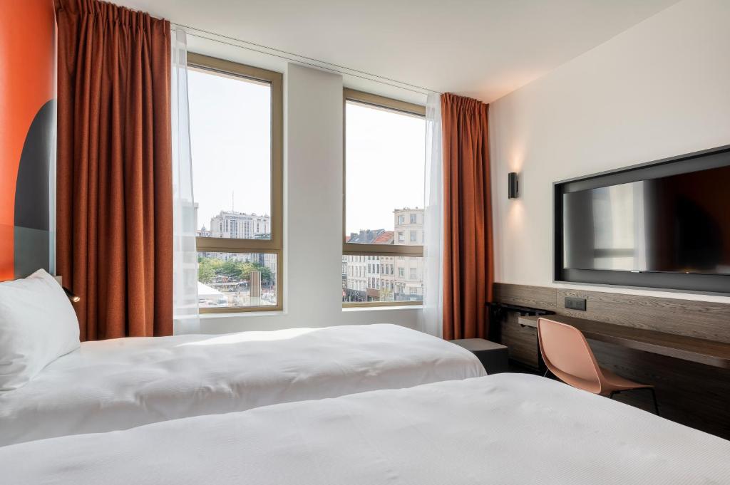 B&B Hotel Antwerpen Centrum photo
