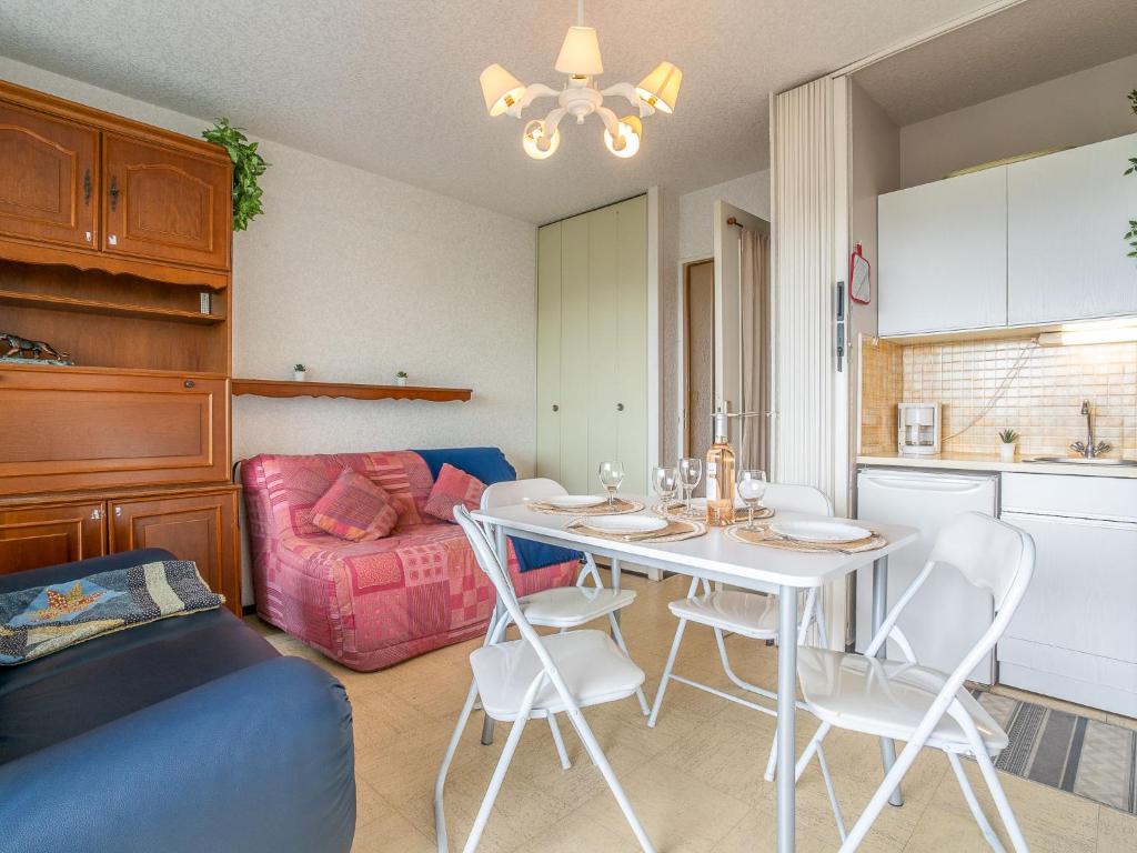 Apartment Fleurie I by Interhome - 3