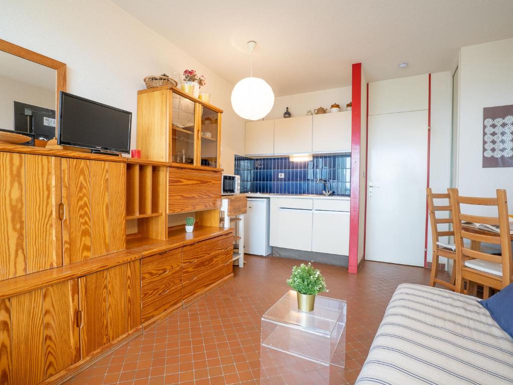 Studio Les Belles Plages-6 by Interhome - 4