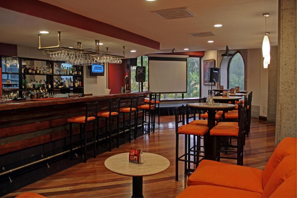 Bar/lounge