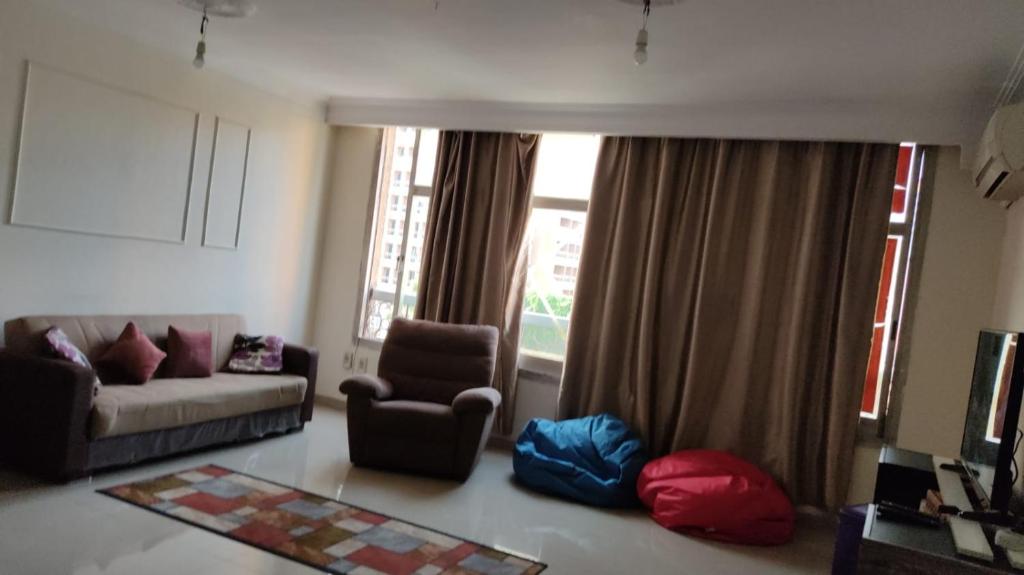 Full Flat cozy place terrific view photo