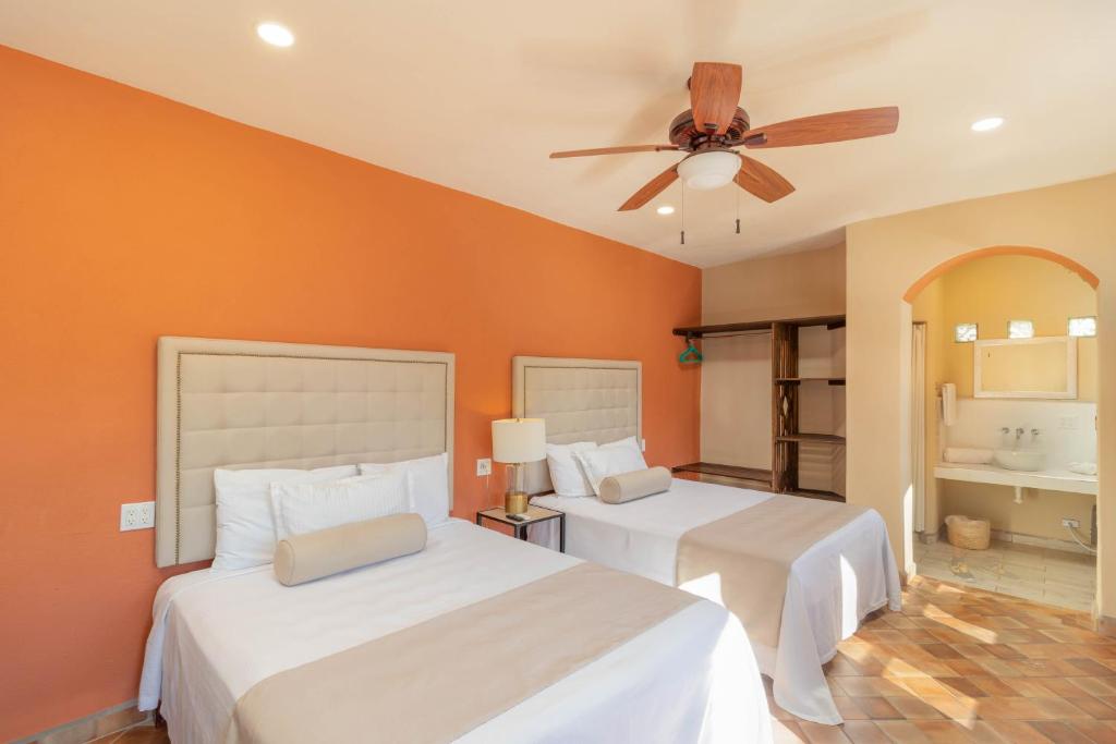 Deluxe Double or Twin Room with Pool Access