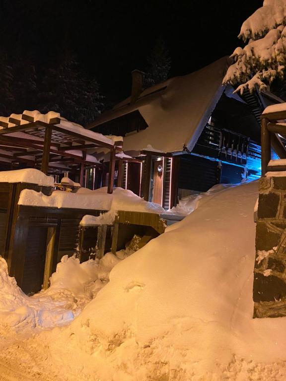 K2 Chalet - 3