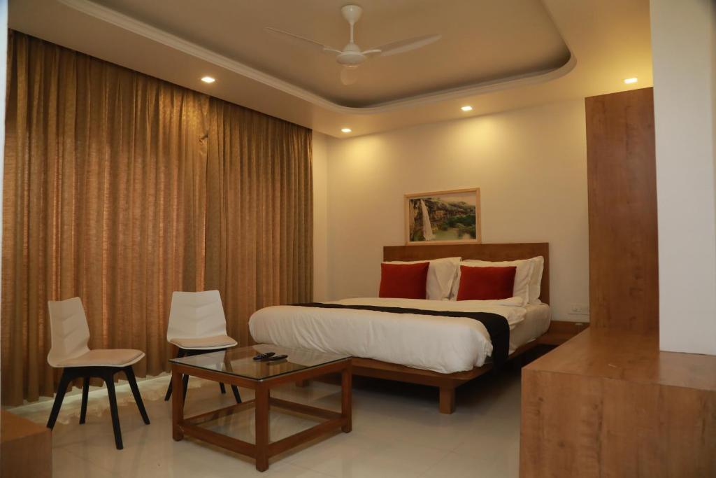 The Orange Flag, Phulambri — Hotel in Aurangabad