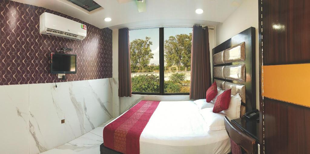 Hotel Sahil Palace photo
