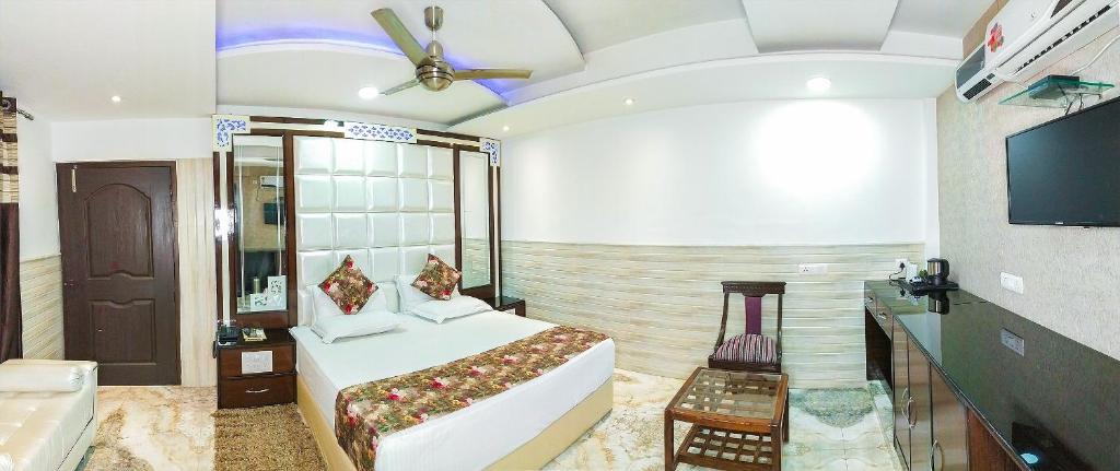 Hotel Sahil Palace photo