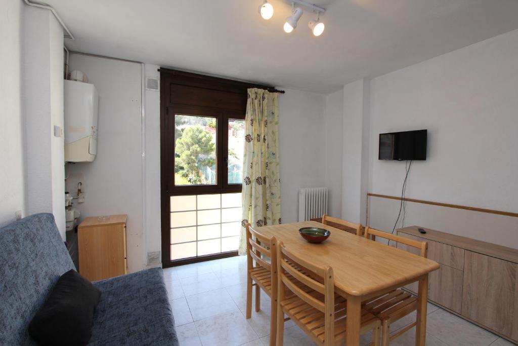 Apartment Bond - 2