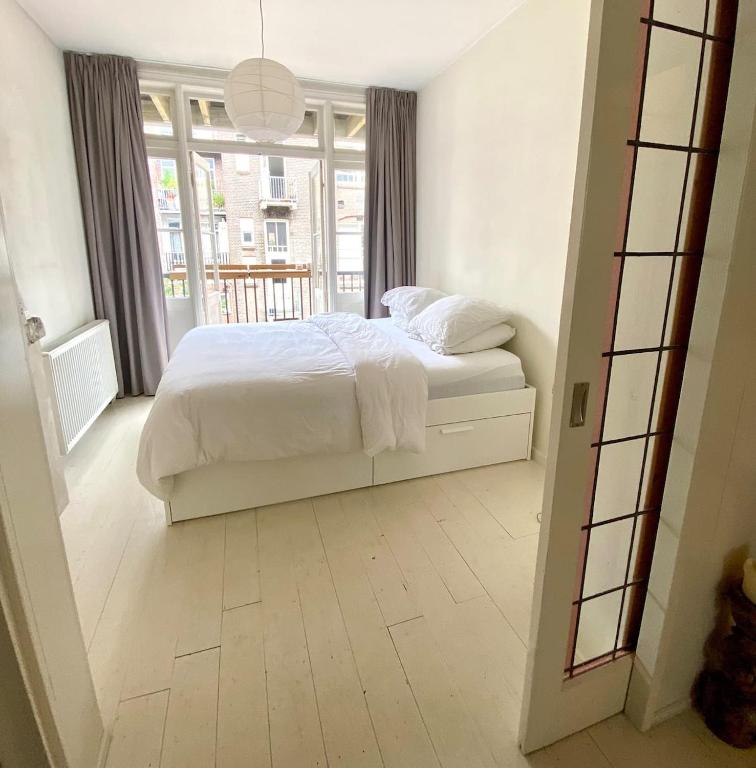 Jaren dertig woning aan de rand van het centrum in Zwolle, Niederlande