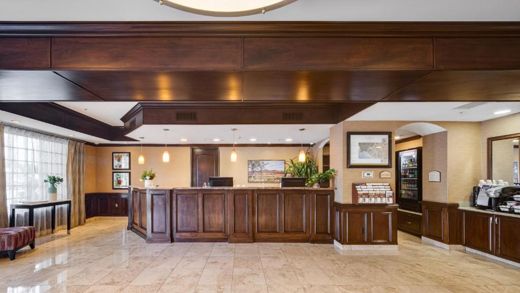 Ayres Hotel & Spa Moreno Valley photo