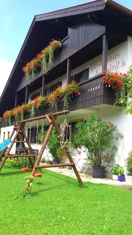 Gästehaus Sonnleit`n, hotel in Lenggries
