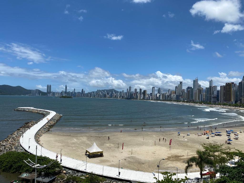 Loft Internacional Residence c linda vista do mar photo