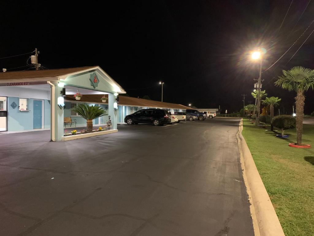 Budget Inn - Laurens photo