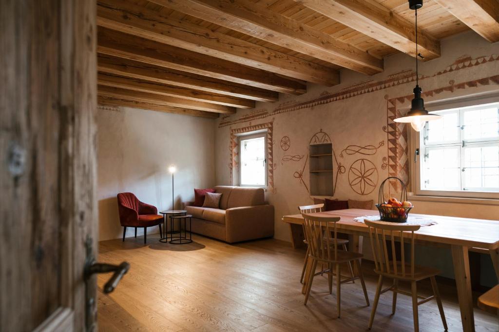 St. Vigilius modern historic apartments - 3
