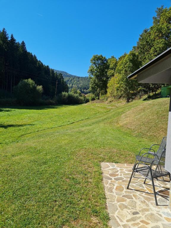 Apartma Juteršek 2+2, Libeliče