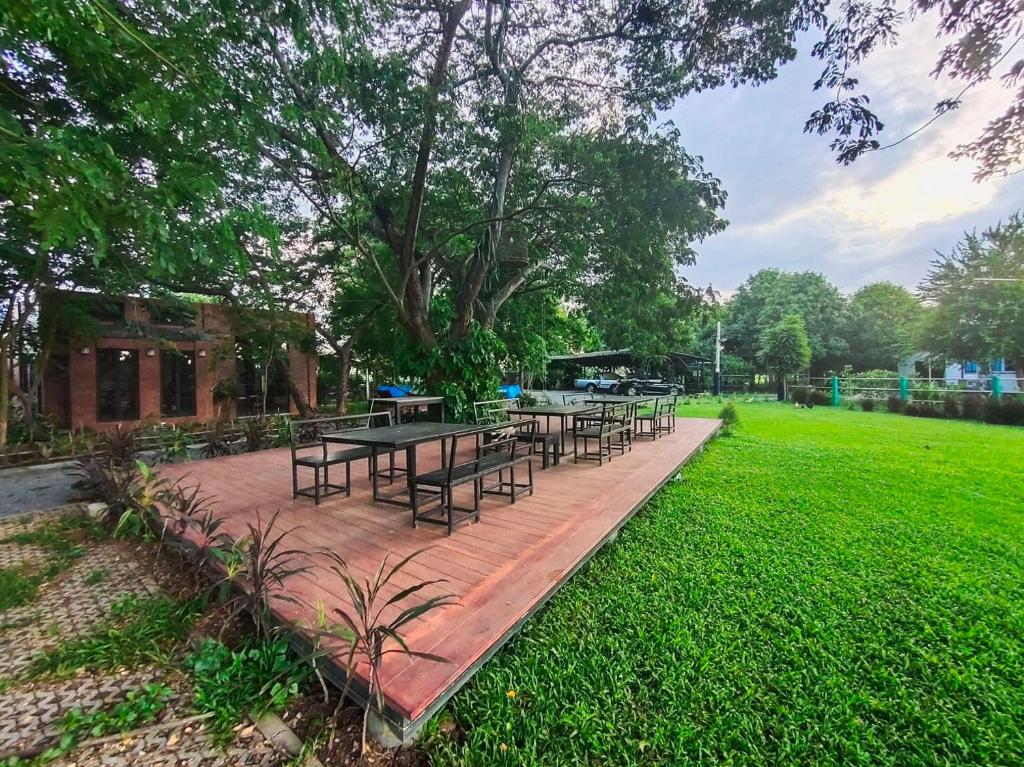 อาหารและเครื่องดื่ม