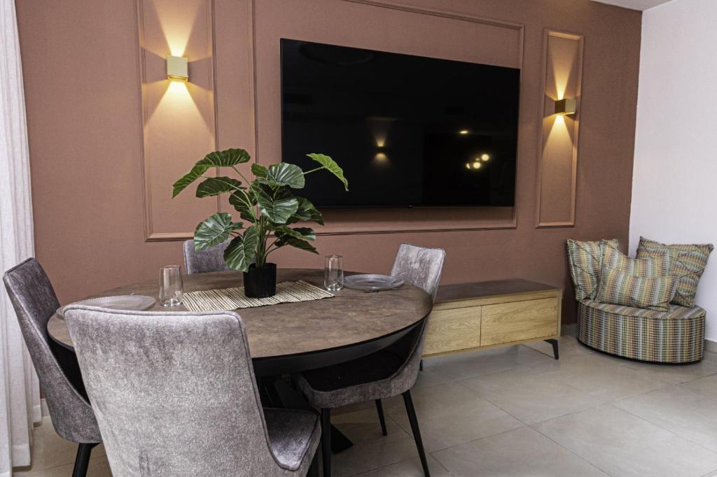 luxury HAUMAJERUS apartments-אירוח יוקרתי בירושלים photo