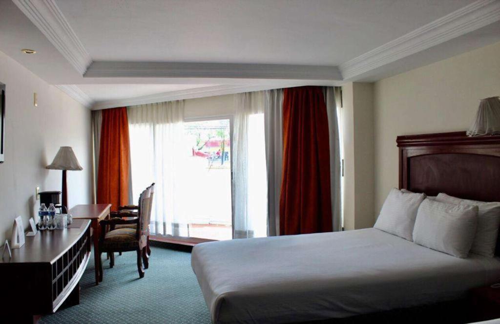 Best Western Toluca Photo 48