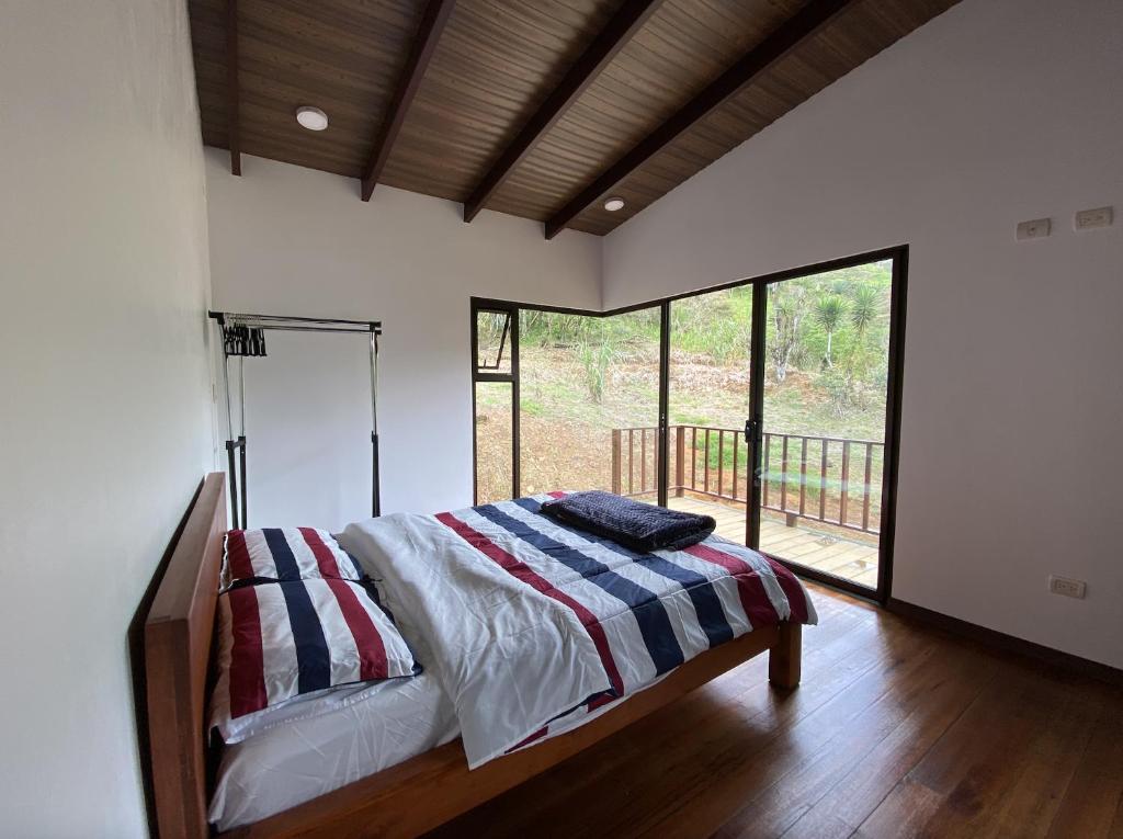 Arte de Plumas birding lodge photo
