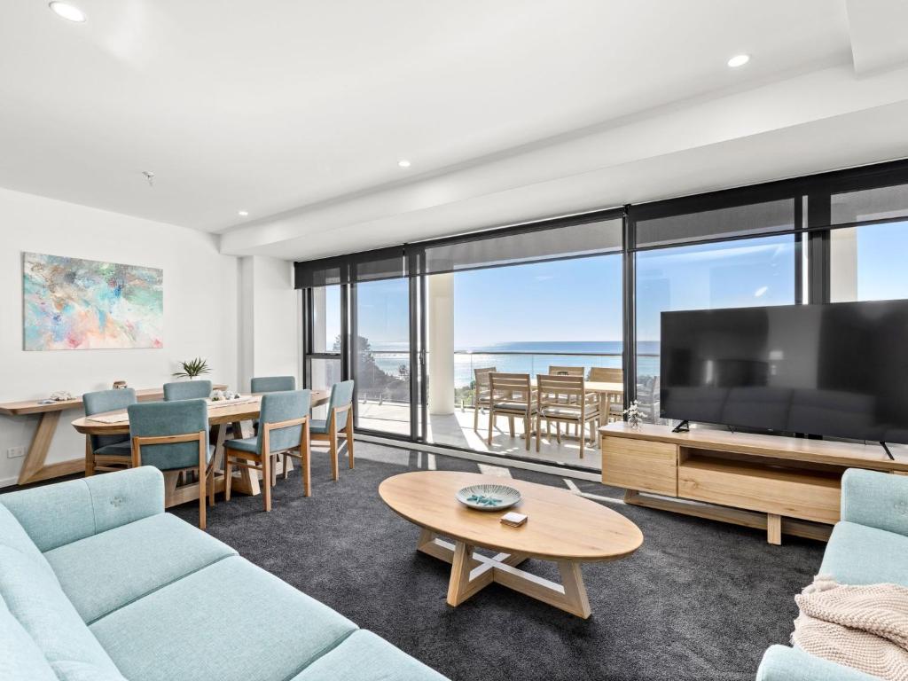 Cove 802 with Ocean Views, Forster