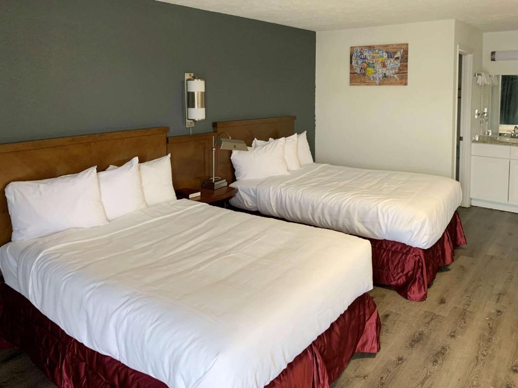 Rodeway Inn photo