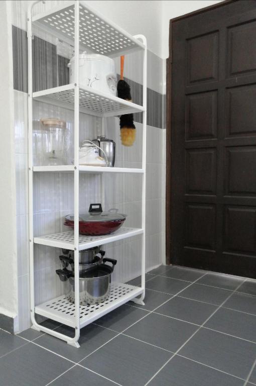 Simple Home by Aimie Fully Aircond photo