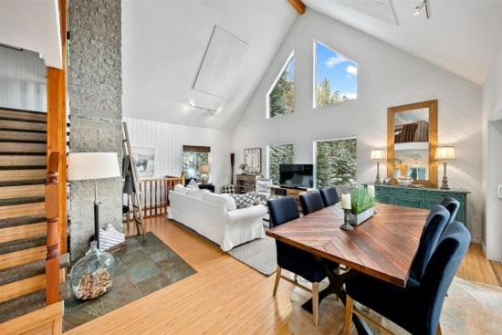 Mount Howard Chalet, Joseph