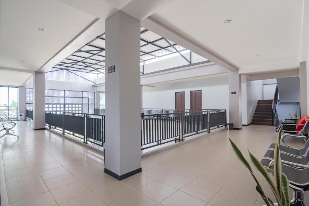 RedDoorz Syariah Plus near Tanjungpura University 2 photo