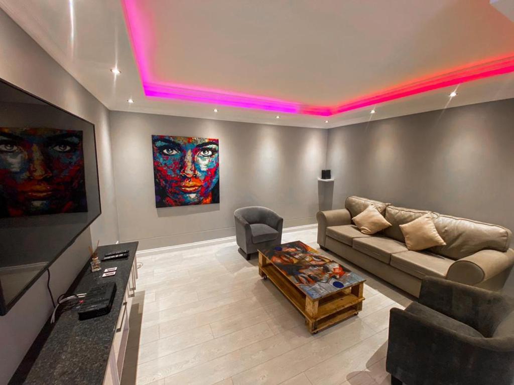 The Penthouse — Hotel in Walvis Bay