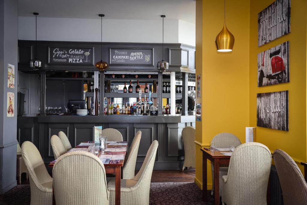 Bar/lounge