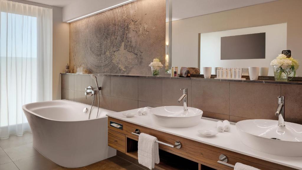 Hotel Stadt Lorrach photo