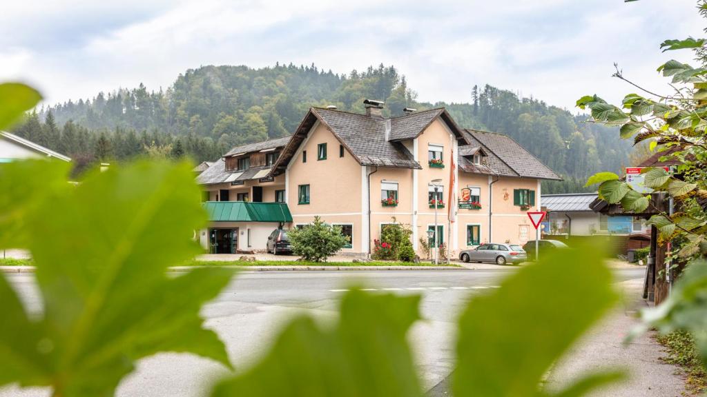 Landgasthof Furstenbrunn — Hotel in Grodig