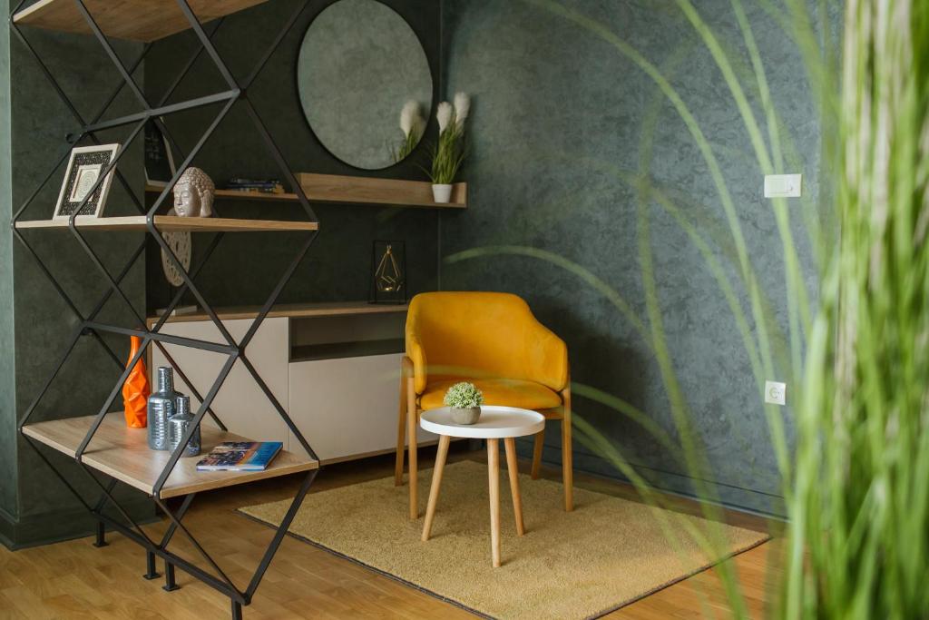 Green Duplex - 4