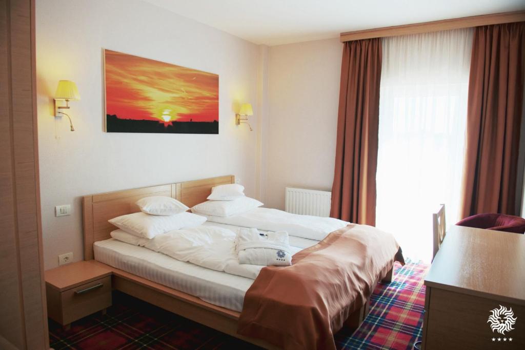 Hotel Leon &amp; Spa — Hotel in Arad
