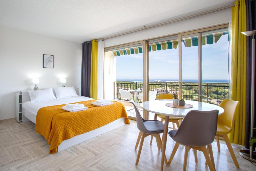 Cannes Marina suite vue mer - 1