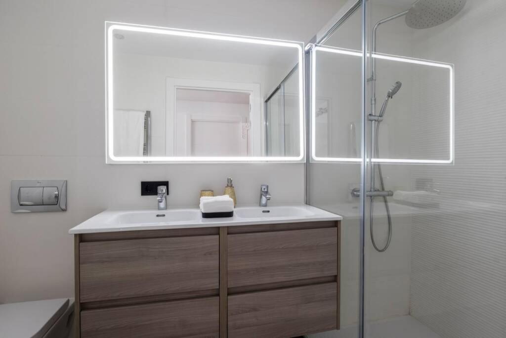 Puerto Banus second line, luxury apartement photo