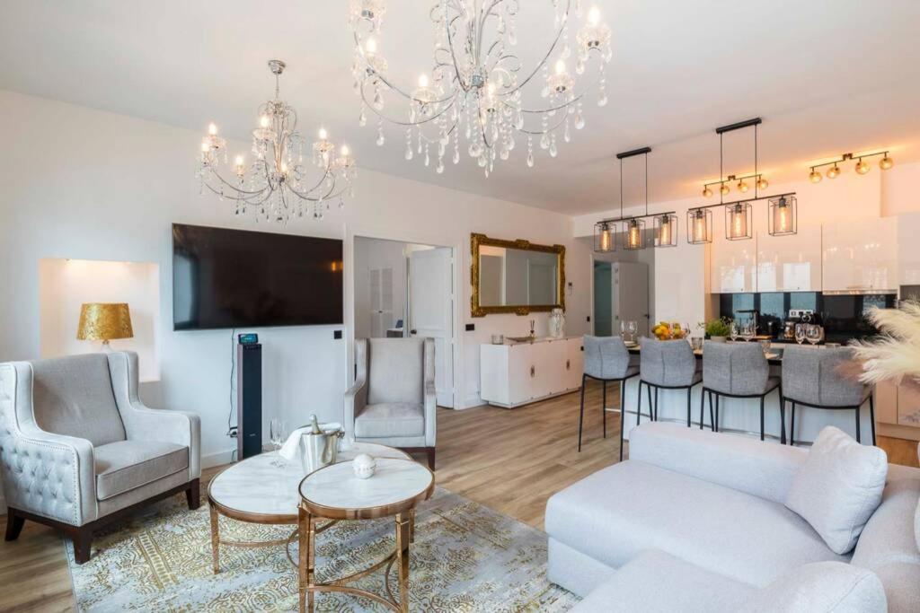 Puerto Banus second line, luxury apartement photo