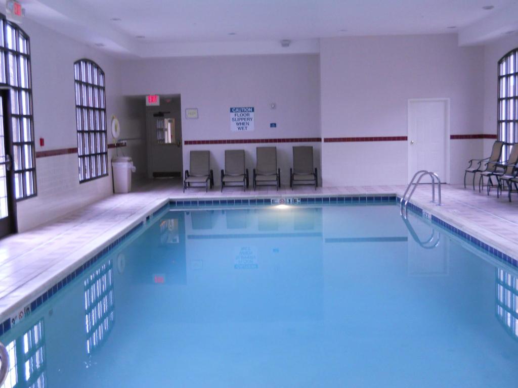 Staybridge Suites Columbus-Airport photo