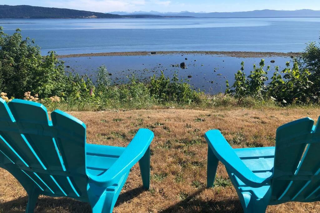 Qualicum Bay Resort in Bowser, Canada reviews, prices of Hotels