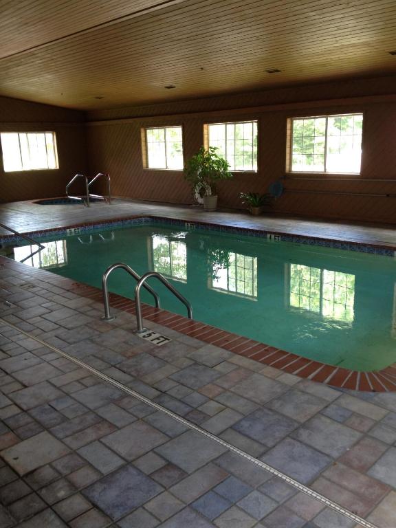Hunter Lodge photo