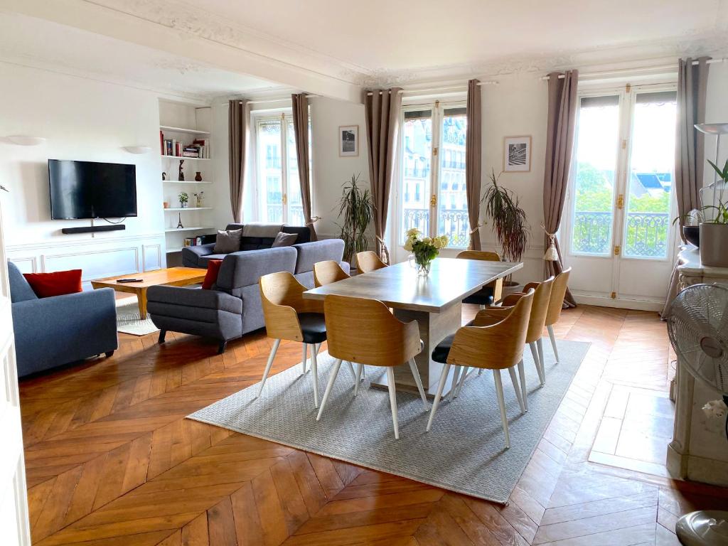 Marvellous Sunbathed 3BR at the heart of Paris - 3