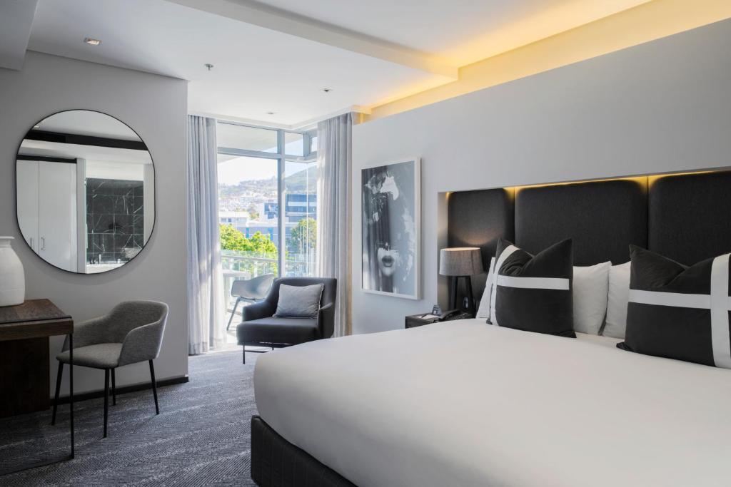 The Capital 15 on Orange Hotel & Spa — Hotel rooms in Cape Town, Western Cape