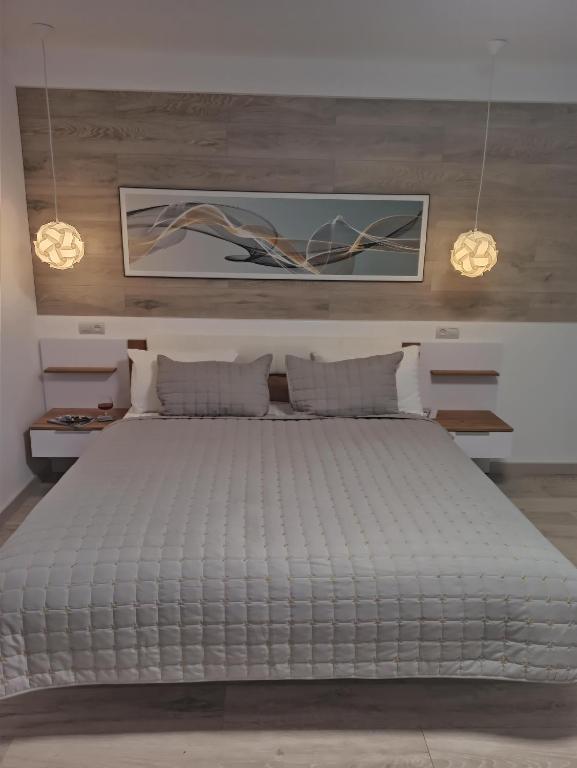 Marko de Luxe, Ivano-Frankivsk