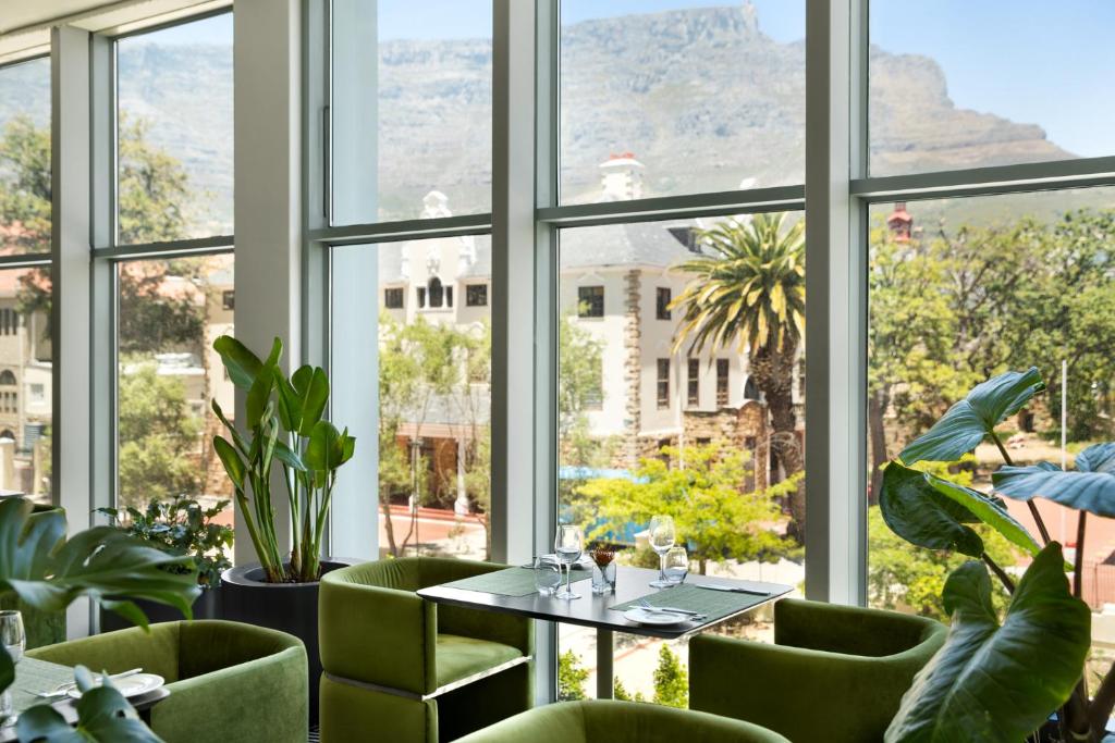 The Capital 15 on Orange Hotel & Spa — Restaurant & bars in Cape Town, Western Cape