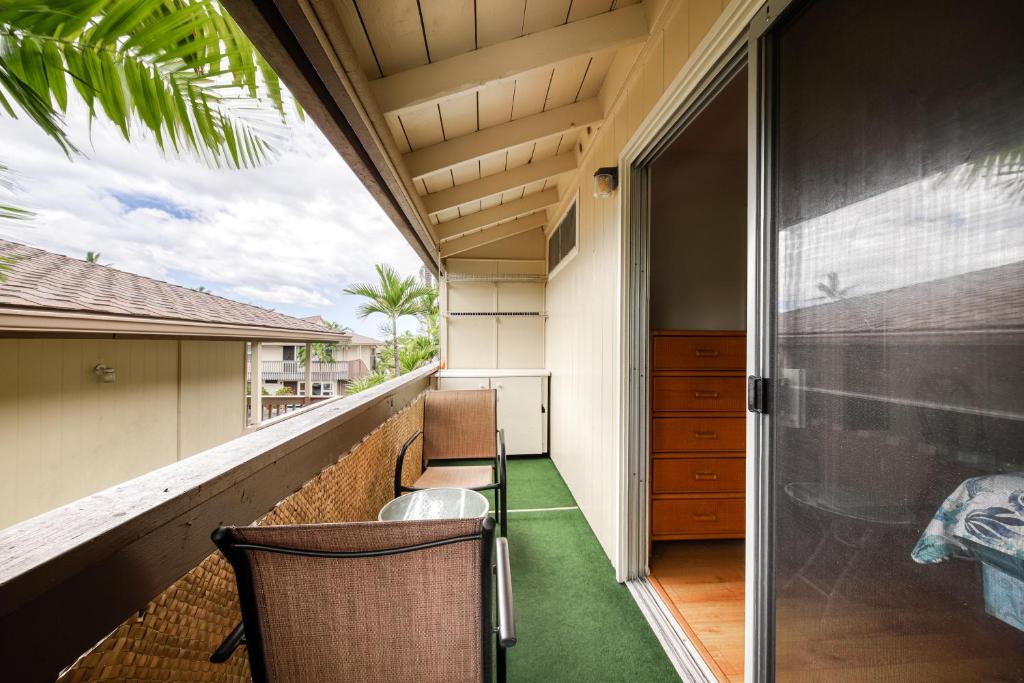 Kona Shores photo