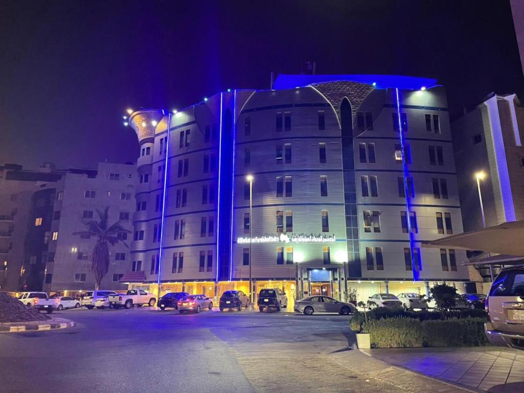 Al Dawhatin Furnished Units — Hotel in Jeddah