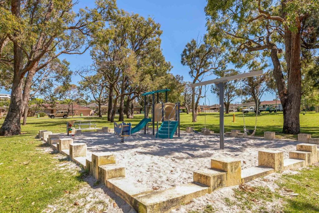 Layman Park Villa photo
